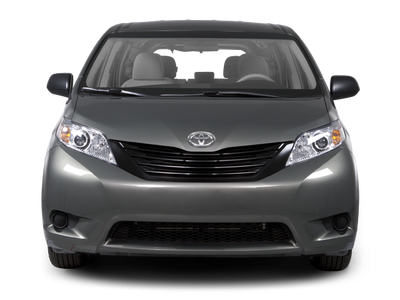 2013 Toyota Sienna XLE 8 Passenger