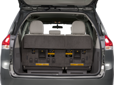 2013 Toyota Sienna XLE 8 Passenger