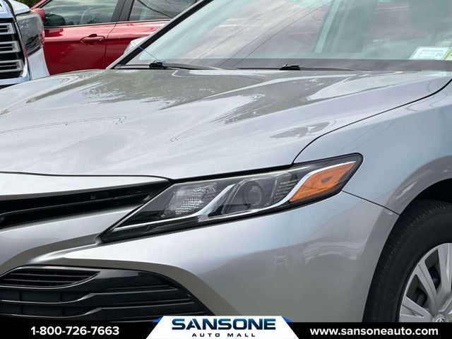 2019 Toyota Camry Hybrid LE