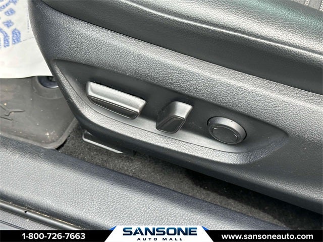 2023 Toyota Camry Hybrid SE