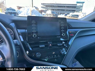 2022 Toyota Camry SE