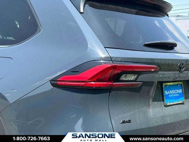2024 Toyota Grand Highlander XLE