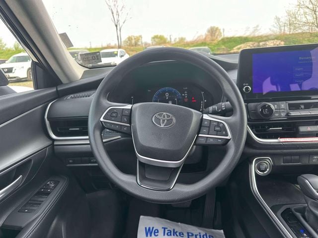 2025 Toyota Grand Highlander LE