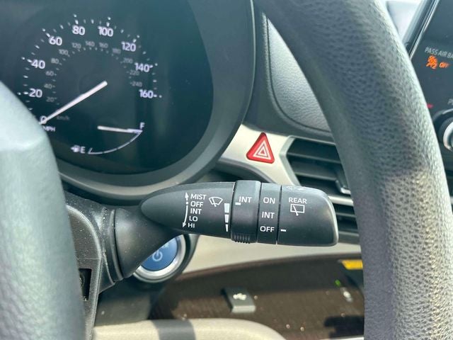 2022 Toyota Sienna LE 8 Passenger