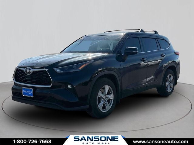2022 Toyota Highlander LE