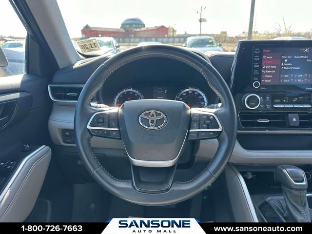 2022 Toyota Highlander LE