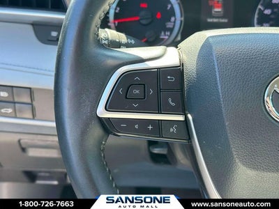 2022 Toyota Highlander LE