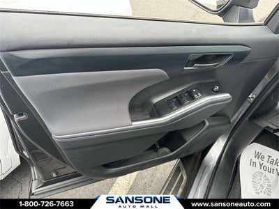 2022 Toyota Highlander LE