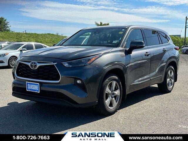 2022 Toyota Highlander LE