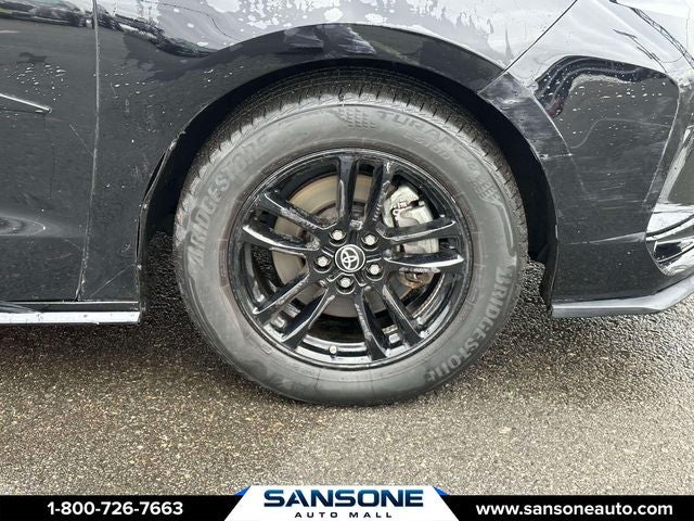 2022 Toyota Sienna XSE 7 Passenger