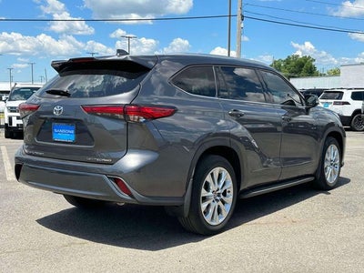 2022 Toyota Highlander Limited