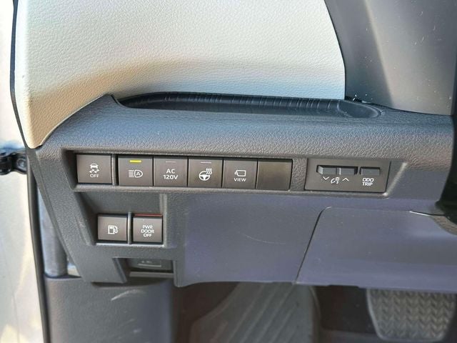 2024 Toyota Sienna Platinum 7 Passenger