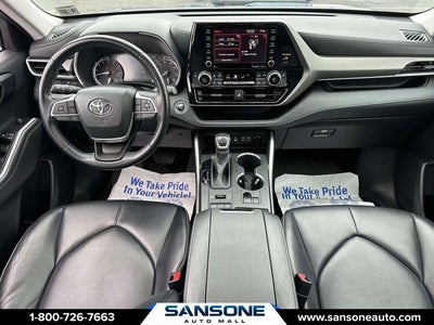 2022 Toyota Highlander XLE