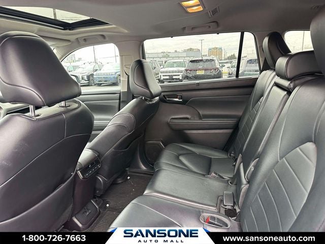 2022 Toyota Highlander XLE