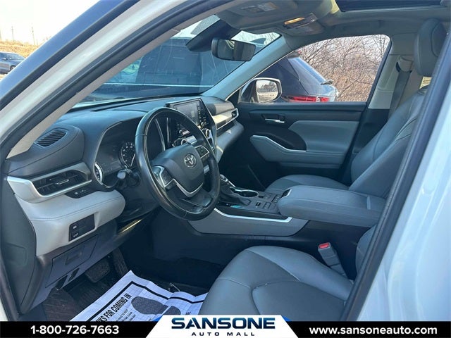 2022 Toyota Highlander XLE