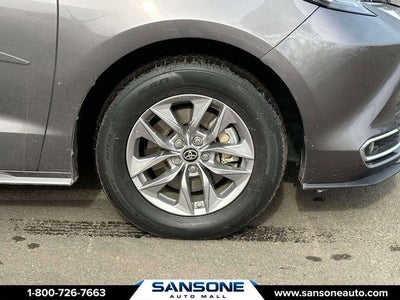 2024 Toyota Sienna XLE 8 Passenger