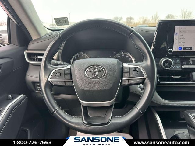 2023 Toyota Highlander LE