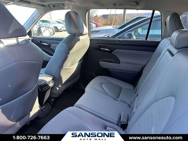 2023 Toyota Highlander XLE