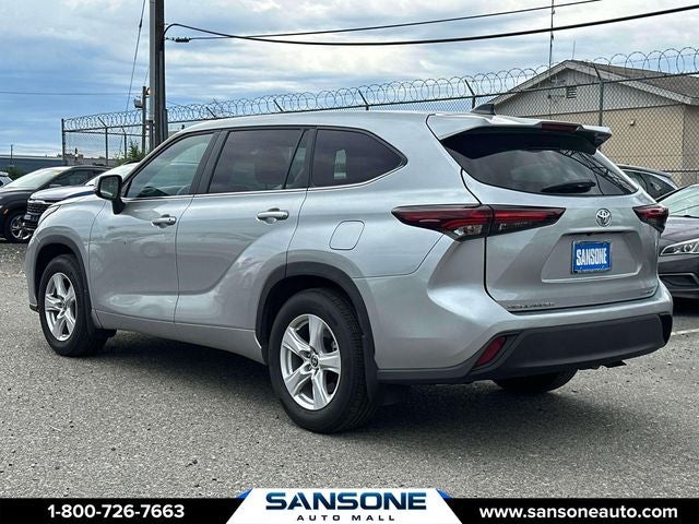 2025 Toyota Highlander LE