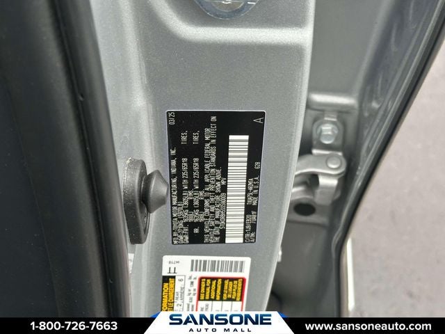 2025 Toyota Highlander XLE