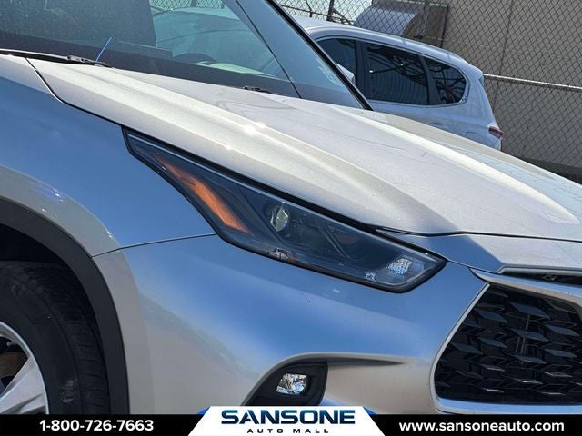 2024 Toyota Highlander LE