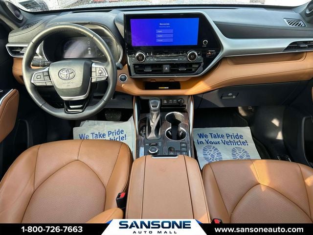 2024 Toyota Highlander LE