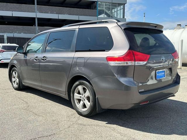 2014 Toyota Sienna LE