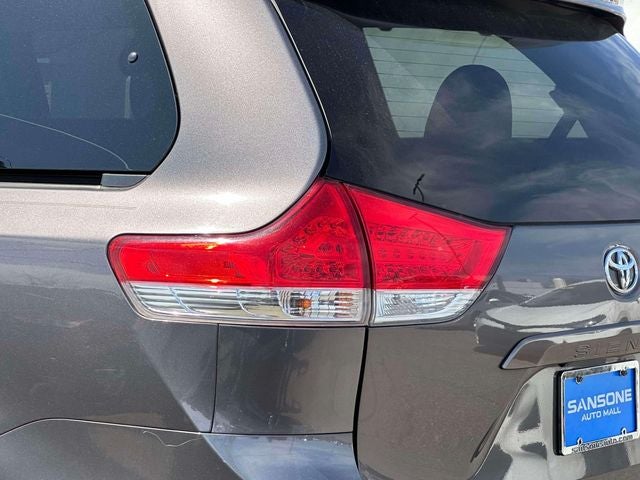 2014 Toyota Sienna LE