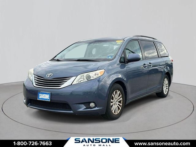 Used 2013 Toyota Sienna XLE with VIN 5TDYK3DC0DS399269 for sale in Woodbridge Township, NJ