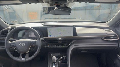 2025 Toyota Crown Signia XLE