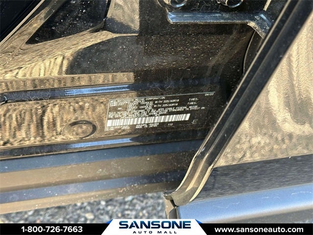 2023 Toyota Venza LE