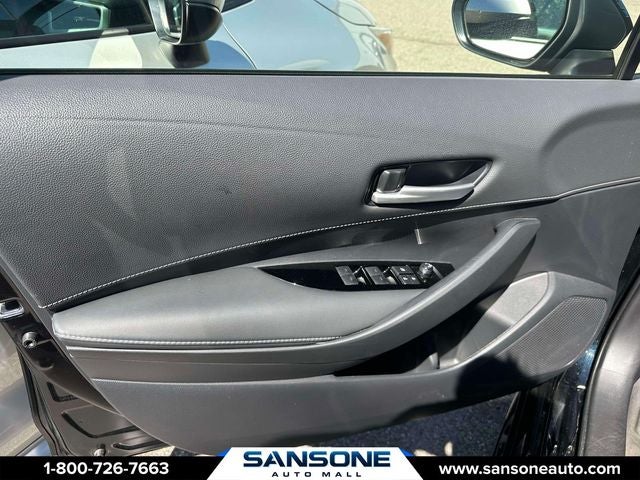 2025 Toyota Corolla Hatchback SE