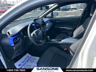 2022 Toyota C-HR XLE