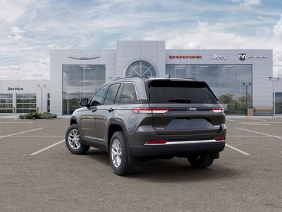 2026 Jeep Grand Cherokee GRAND CHEROKEE LAREDO X 4X4