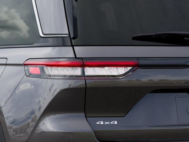 2026 Jeep Grand Cherokee GRAND CHEROKEE LAREDO X 4X4