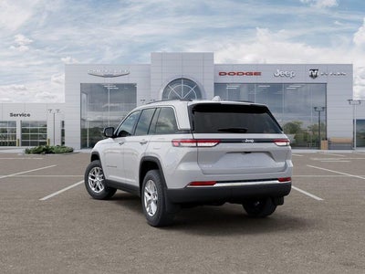 2026 Jeep Grand Cherokee GRAND CHEROKEE LAREDO X 4X4