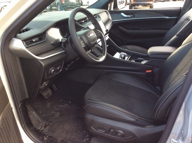 2026 Jeep Grand Cherokee GRAND CHEROKEE ALTITUDE 4X4