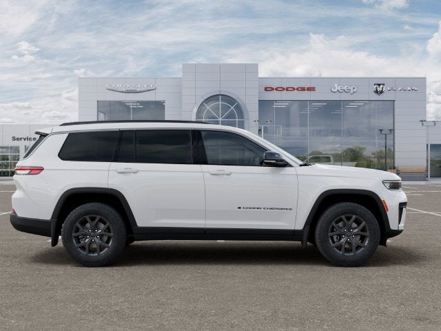 2027 Jeep Grand Cherokee GRAND CHEROKEE L LAREDO ALTITUDE 4X4