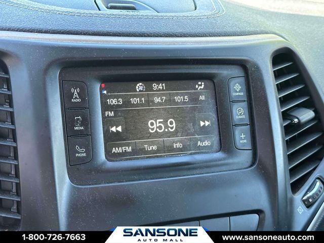 2014 Jeep Cherokee Sport