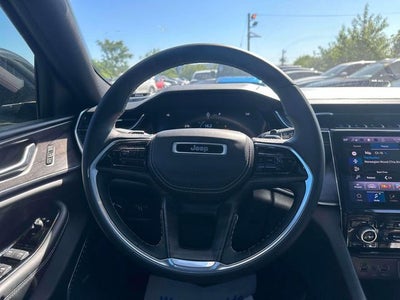 2022 Jeep Grand Cherokee Overland