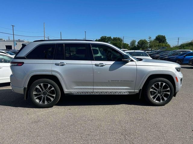 2022 Jeep Grand Cherokee Overland