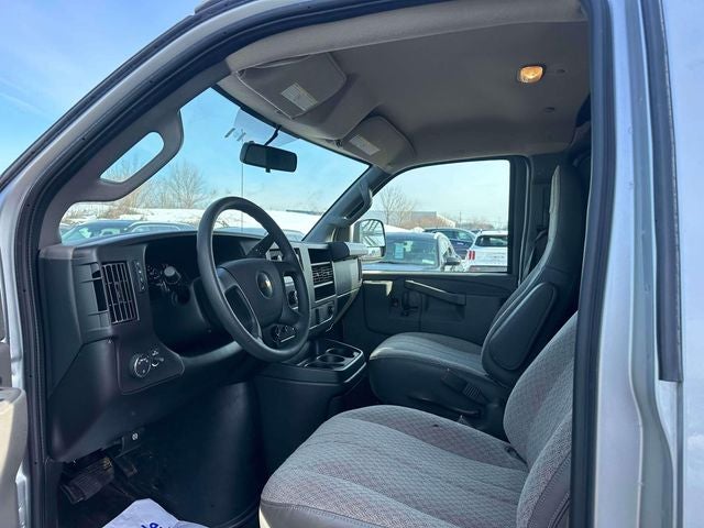 2023 Chevrolet Express 2500 Work Van Cargo