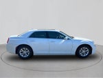 2016 Chrysler 300 Limited