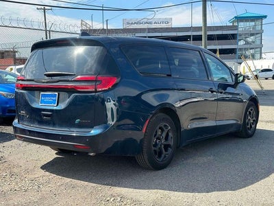 2023 Chrysler Pacifica Hybrid Touring L