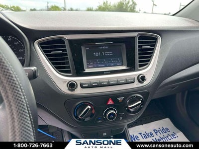 2022 Hyundai Accent SE