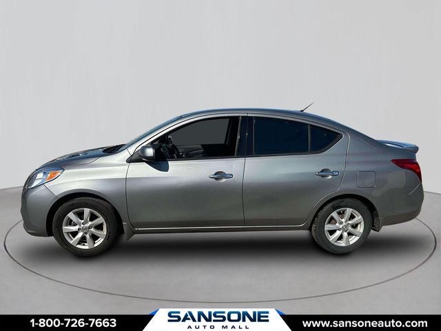 2014 Nissan Versa 1.6 SV