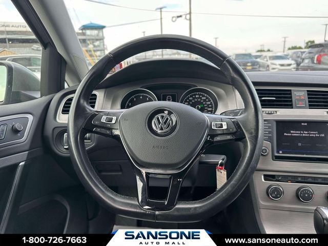 2017 Volkswagen Golf SportWagen S 4Motion