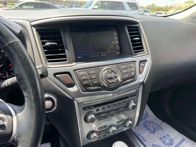 2019 Nissan Pathfinder SL