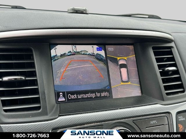 2017 Nissan Pathfinder SL