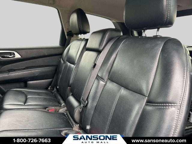 2017 Nissan Pathfinder SL